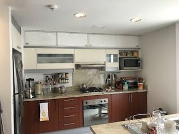 Venta Departamento Calle Agustín Azkunaga y Av. Brasil Sector Quito Tenis