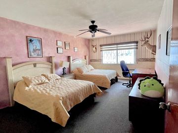 Casa en venta de uso de suelo mixto en Colonia Modelo
