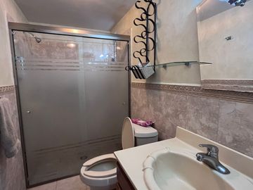 Casa en venta de uso de suelo mixto en Colonia Modelo