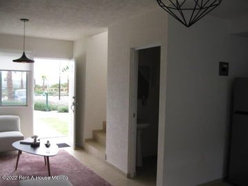 Casa en Venta 2 habitaciones en Ciudad Marques      23-1316LP~