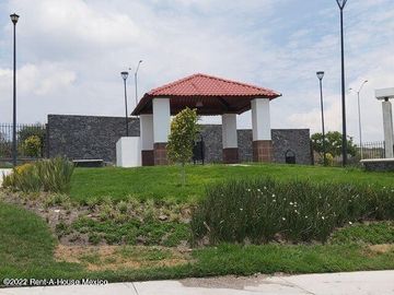 Casa en Venta 2 habitaciones en Ciudad Marques      23-1316LP~
