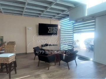 CASA EN EXCELENTE PRECIO, LOMAS DE GRAN JARDÍN, 3 REC. CON BAÑO, 2 AUTOS, EQUIPO.