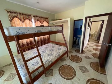 En Venta Casa Rentera en Urb. Colinas del Pacifico en Playas Villamil