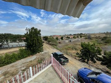 En Venta Casa Rentera en Urb. Colinas del Pacifico en Playas Villamil
