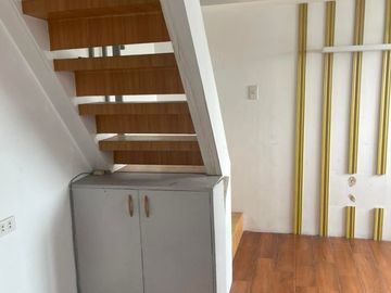 3 BEDROOMS CONDO IN TIMOG AVE NEAR MRT STATION, MALLS AND SCHOOLS