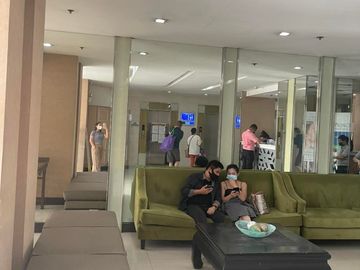 3 BEDROOMS CONDO IN TIMOG AVE NEAR MRT STATION, MALLS AND SCHOOLS
