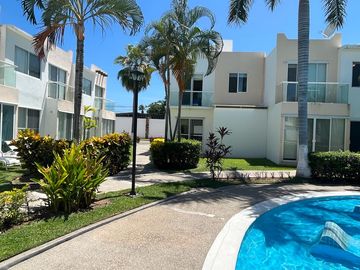 Venta casa 3 recámaras terrarium residencial en Acapulco Diamante