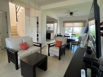 Venta casa 3 recámaras terrarium residencial en Acapulco Diamante