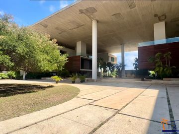 ESPECTACULAR CASA EN CANCUN COUNTRY CLUB