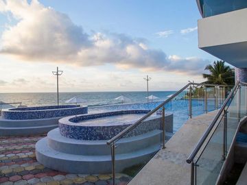 VENDO EXCELENTE DEPARTAMENTO EN LA PLAYA DE TONSUPA EN GRAN DIAMOND BEACH