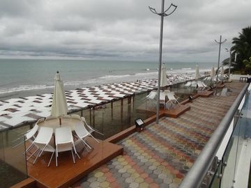 VENDO EXCELENTE DEPARTAMENTO EN LA PLAYA DE TONSUPA EN GRAN DIAMOND BEACH