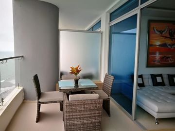 VENDO EXCELENTE DEPARTAMENTO EN LA PLAYA DE TONSUPA EN GRAN DIAMOND BEACH