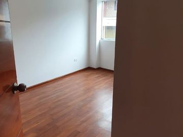 Villa María del Triunfo Venta Departamento 77.55M2 $64,000 Calle Manco Inca 110 Piso 5 (Tarapacá). Urb. José Carlos Mariátegui.