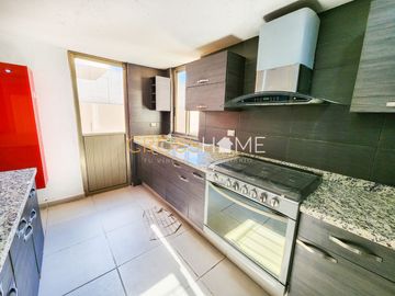 CASA EN VENTA, JURIQUILLA, QRO.