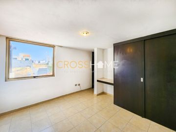 CASA EN VENTA, JURIQUILLA, QRO.