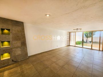 CASA EN VENTA, JURIQUILLA, QRO.