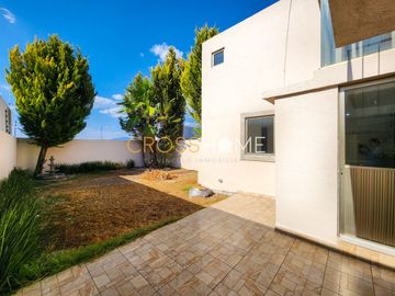 CASA EN VENTA, JURIQUILLA, QRO.
