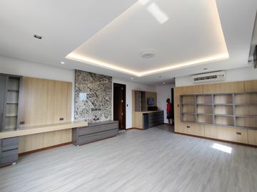 Brandnew House for Sale in Portofino Las Pinas -with Pool