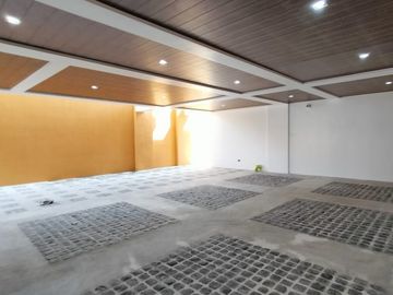 Brandnew House for Sale in Portofino Las Pinas -with Pool