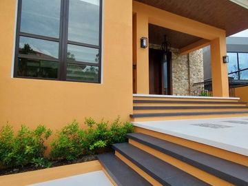 Brandnew House for Sale in Portofino Las Pinas -with Pool
