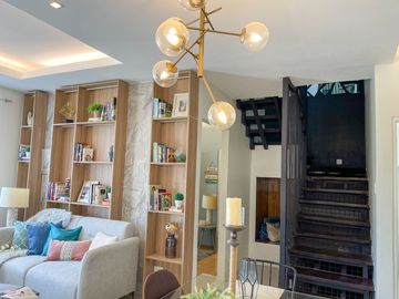 4 Bedroom Pine Deluxe