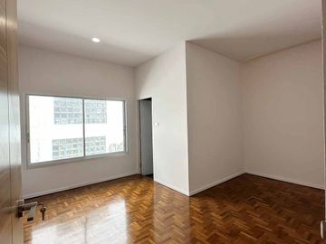 Townhome for sale, newly renovated, beautiful, good location, close to Chiang Mai University only 5 minutes, Nimman, Ton Phayom Market, airport only 1