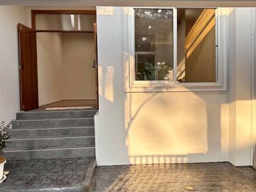 Townhome for sale, newly renovated, beautiful, good location, close to Chiang Mai University only 5 minutes, Nimman, Ton Phayom Market, airport only 1
