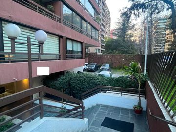Se Vende 2 Dormitorios, Estacionamiento, Colón, Las Condes
