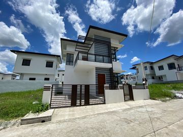 House and Lot For Sale In Lipa City Batangas COMPLETE TURNOVER UNIT