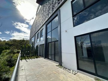 DEPARTAMENTO NUEVO EN VENTA DE DOS PISOS EN PUEBLA, PUE, EN LOMAS DE ANGELÓPOLIS, PARQUE TOSCANA, 3 RECÁMARAS