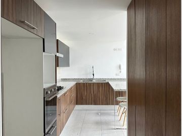 DEPARTAMENTO NUEVO EN VENTA DE DOS PISOS EN PUEBLA, PUE, EN LOMAS DE ANGELÓPOLIS, PARQUE TOSCANA, 3 RECÁMARAS