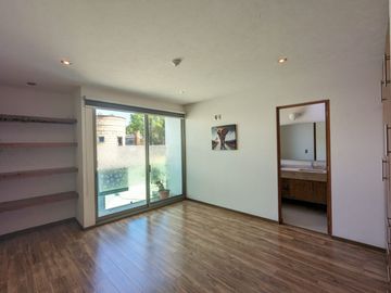 Se Vende Casa en Paseo Altozano, Avenida Montaña Monarca, Morelia, Michoacán, México
