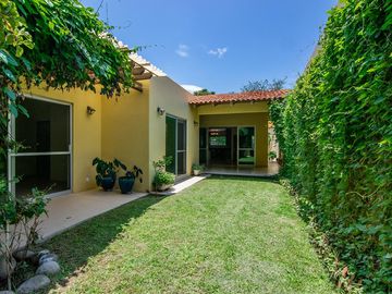 Linda casa en Riberas del pilar! PRECIO REDUCIDO!!