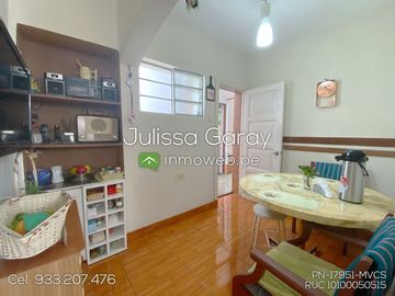 Venta de dpto tipo casa 1er piso con jardín, patio y 2 terrazas en Miraflores – Alt. Cdra 42 Av. Arequipa