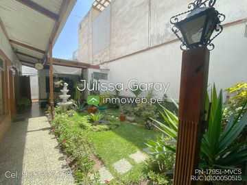 Venta de dpto tipo casa 1er piso con jardín, patio y 2 terrazas en Miraflores – Alt. Cdra 42 Av. Arequipa