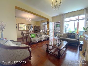 Venta de dpto tipo casa 1er piso con jardín, patio y 2 terrazas en Miraflores – Alt. Cdra 42 Av. Arequipa