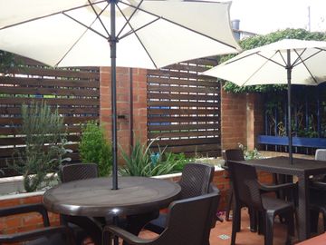 VENDO HERMOSA CASA