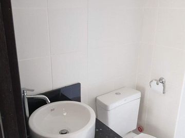 NO DP 1br 15k/mo. Mandaluyong Rent to own Condo Affordable Price Pre Selling Brand New Last Unit