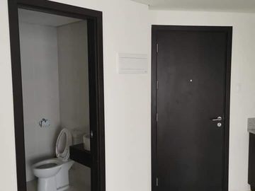 NO DP 1br 15k/mo. Mandaluyong Rent to own Condo Affordable Price Pre Selling Brand New Last Unit