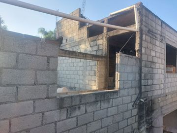 CASA EN VENTA SOBRE CARRETERA CUERNAVACA