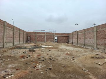 ¡Gran Oportunidad! Venta De Terreno Cercado En El Balneario De Punta Negra