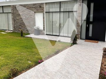 Venta de Hermosa Casa de Campo 1012 m2 en Cieneguilla