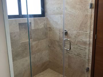 A104:Venta Hermoso Depto Amueblado 3 rec en Planta Baja en Cancún