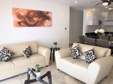 A104:Venta Hermoso Depto Amueblado 3 rec en Planta Baja en Cancún
