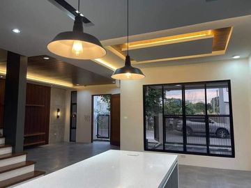 BRAND NEW ASIAN INDUSTRIAL HOME NEAR CLARK AND FRIENDSHIP