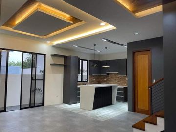 BRAND NEW ASIAN INDUSTRIAL HOME NEAR CLARK AND FRIENDSHIP