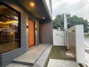 BRAND NEW ASIAN INDUSTRIAL HOME NEAR CLARK AND FRIENDSHIP