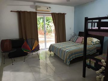 CASA/QUINTA DE 2.219 MTS2 EN SANTA MARTA VIA A MINCA.