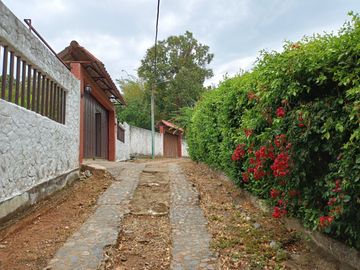 CASA/QUINTA DE 2.219 MTS2 EN SANTA MARTA VIA A MINCA.