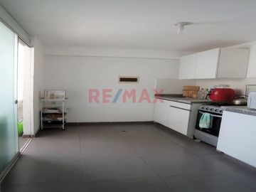 ID 1044900 En Venta Departamento Mas Estacionamiento En San Isidro - Trujillo